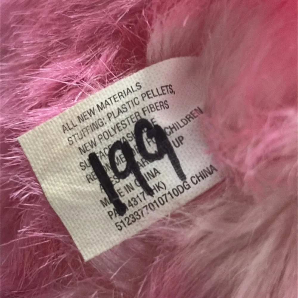 Universal Studios Harry Potter Pink Pygmy Puff Plush Fluffy Wizarding World Hog